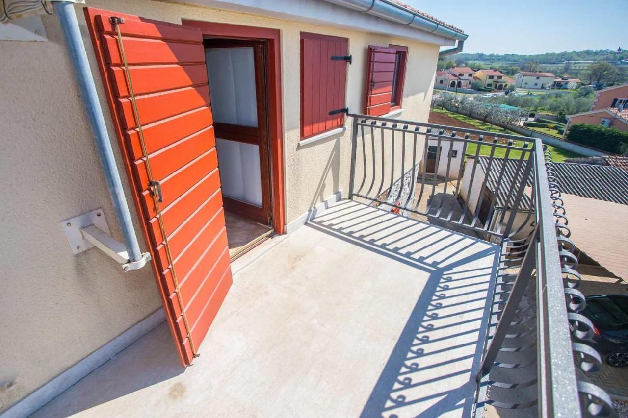Apartment Nini Poreč Exterior foto